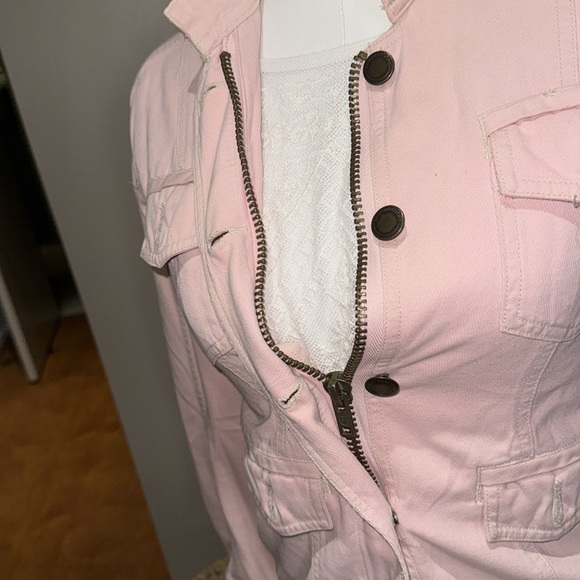 Light pink jean jacket - Picture 4 of 8